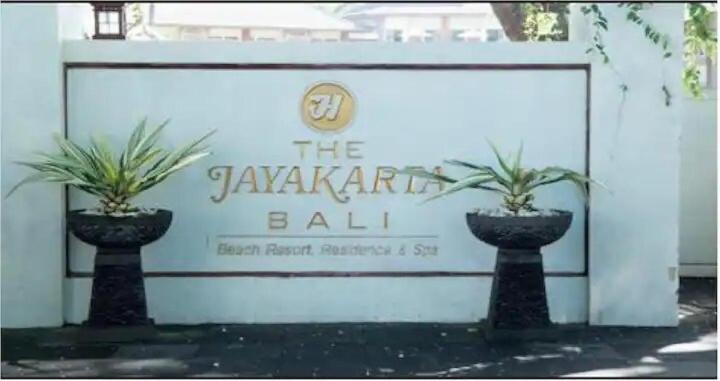 6212 At Jayakarta Seminyak (Bali)