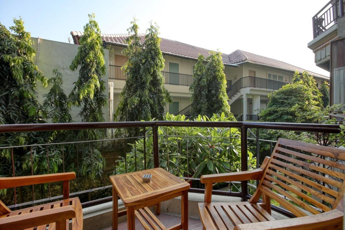 6212 At Jayakarta Apartemen